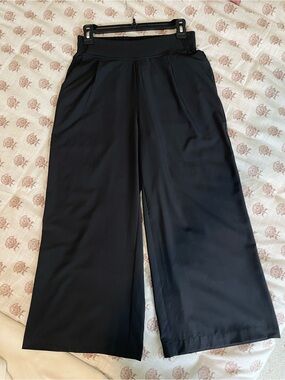 NWT Women’s Quince Flowy Wide-Leg Black Cropped Pants, Pull-On, Size Small